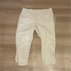 Old Navy Women’s Light Tan Chinos